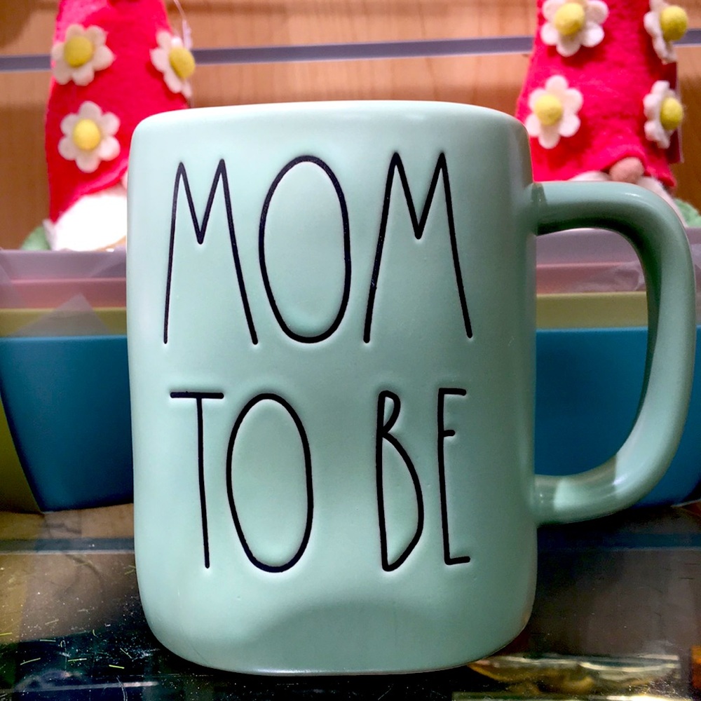 MOM TO BE mug 💕RAE DUNN NWT!